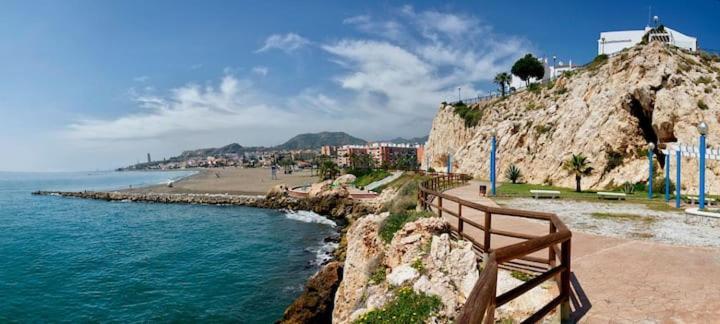 La Plumaria De Malaga Apartman La Cala Del Moral Kültér fotó
